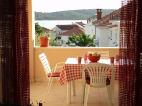 Отель Apartment Okrug Gornji 13562a  Трогир